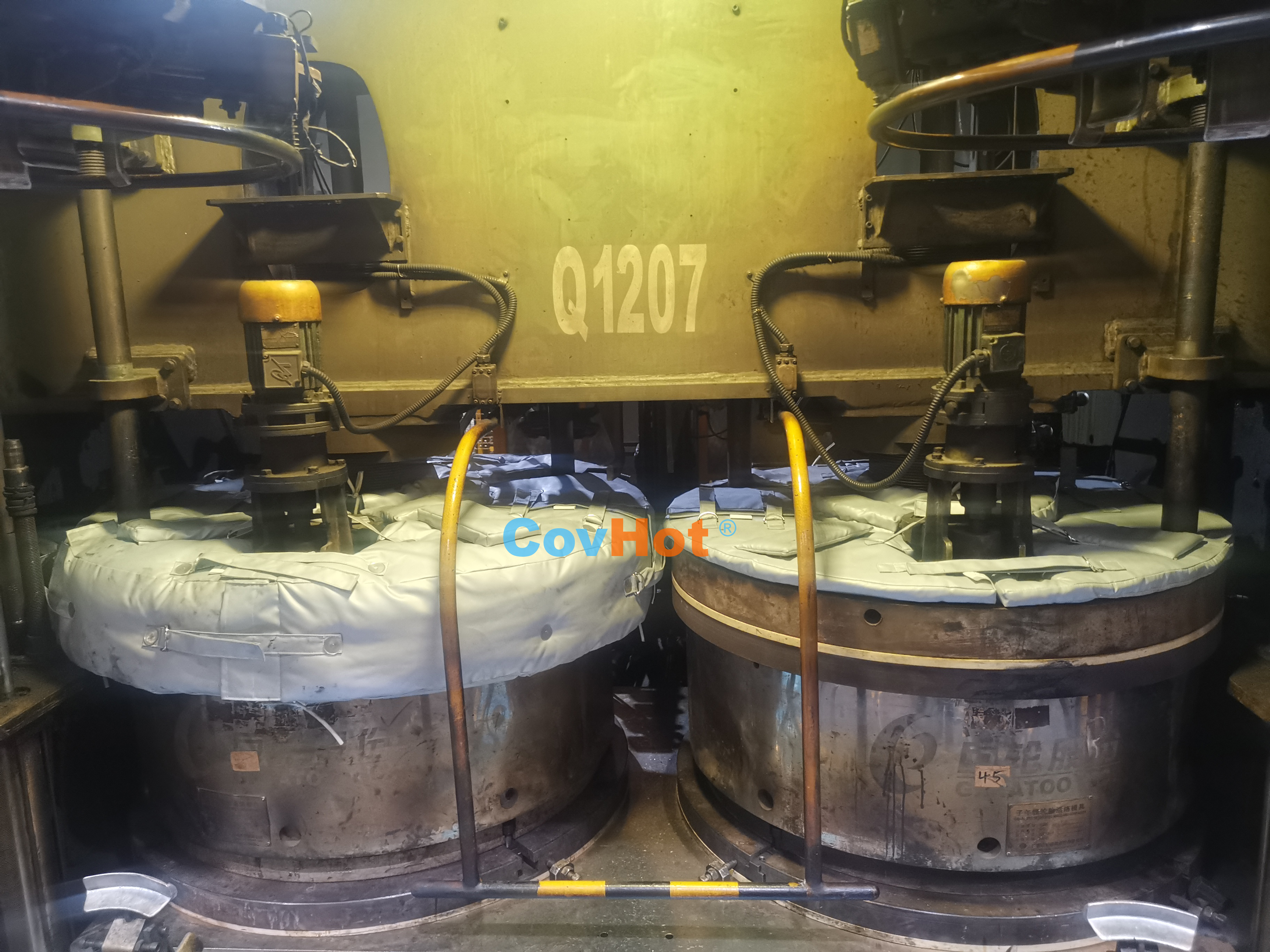 <a href=http://m.jskjpub.com/e/tags/?tagname=%E5%8F%AF%E6%8B%86%E5%8D%B8%E4%BF%9D%E6%B8%A9%E5%A5%97 target=_blank class=infotextkey>可拆卸<a href=http://m.jskjpub.com/e/tags/?tagname=%E4%BF%9D%E6%B8%A9%E5%A5%97 target=_blank class=infotextkey>保溫套</a></a>